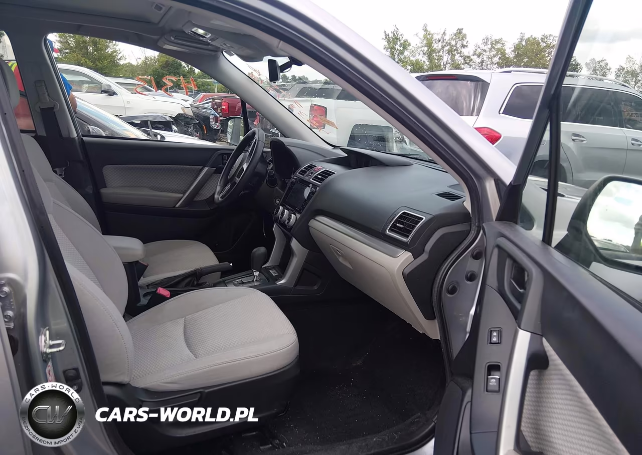 2018 Subaru Forester 2.5I Premium VIN:JF2SJAGC6JH582217 - 5
