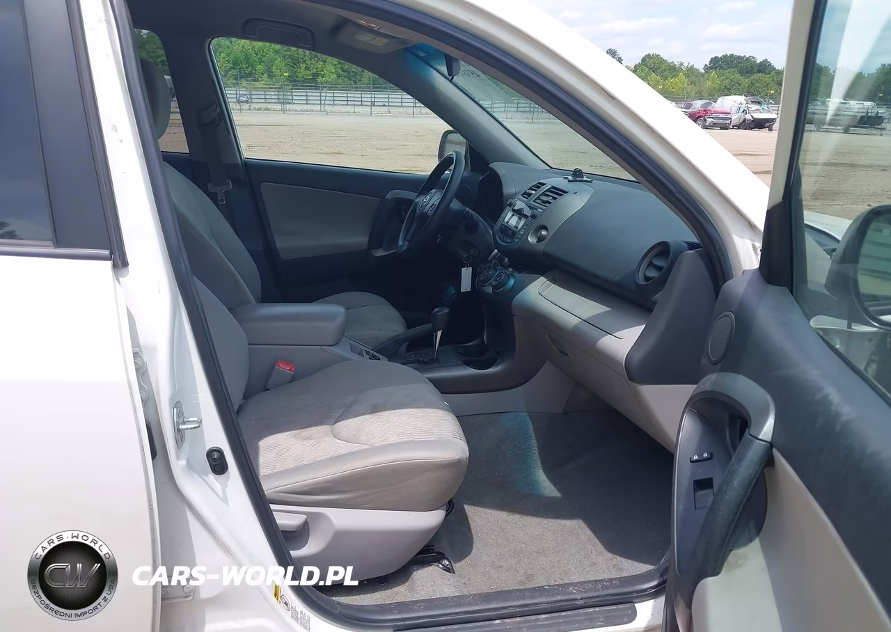 2011 Toyota Rav4 VIN:2T3ZF4DV7BW056132 - 5