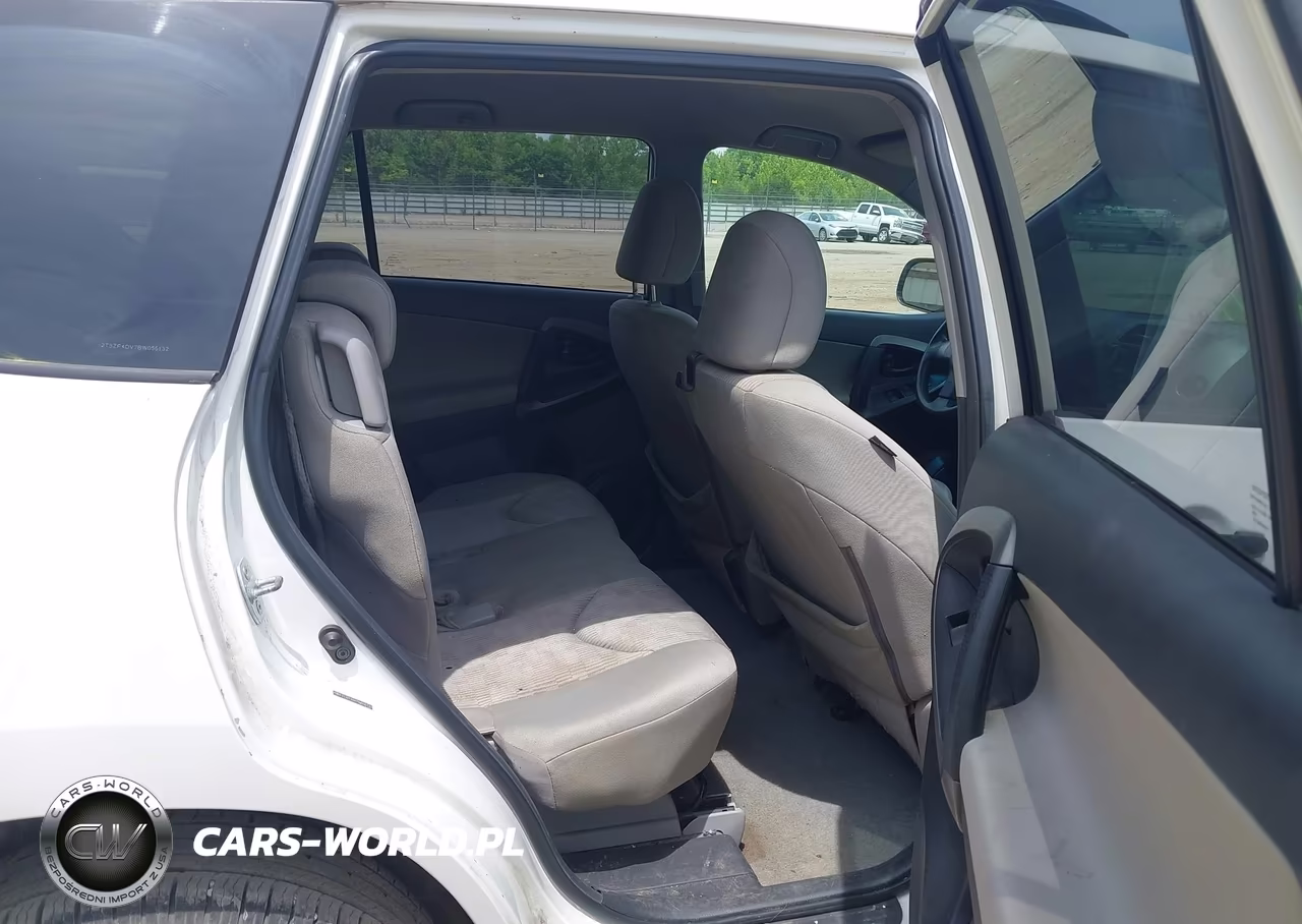 2011 Toyota Rav4 VIN:2T3ZF4DV7BW056132 - 8