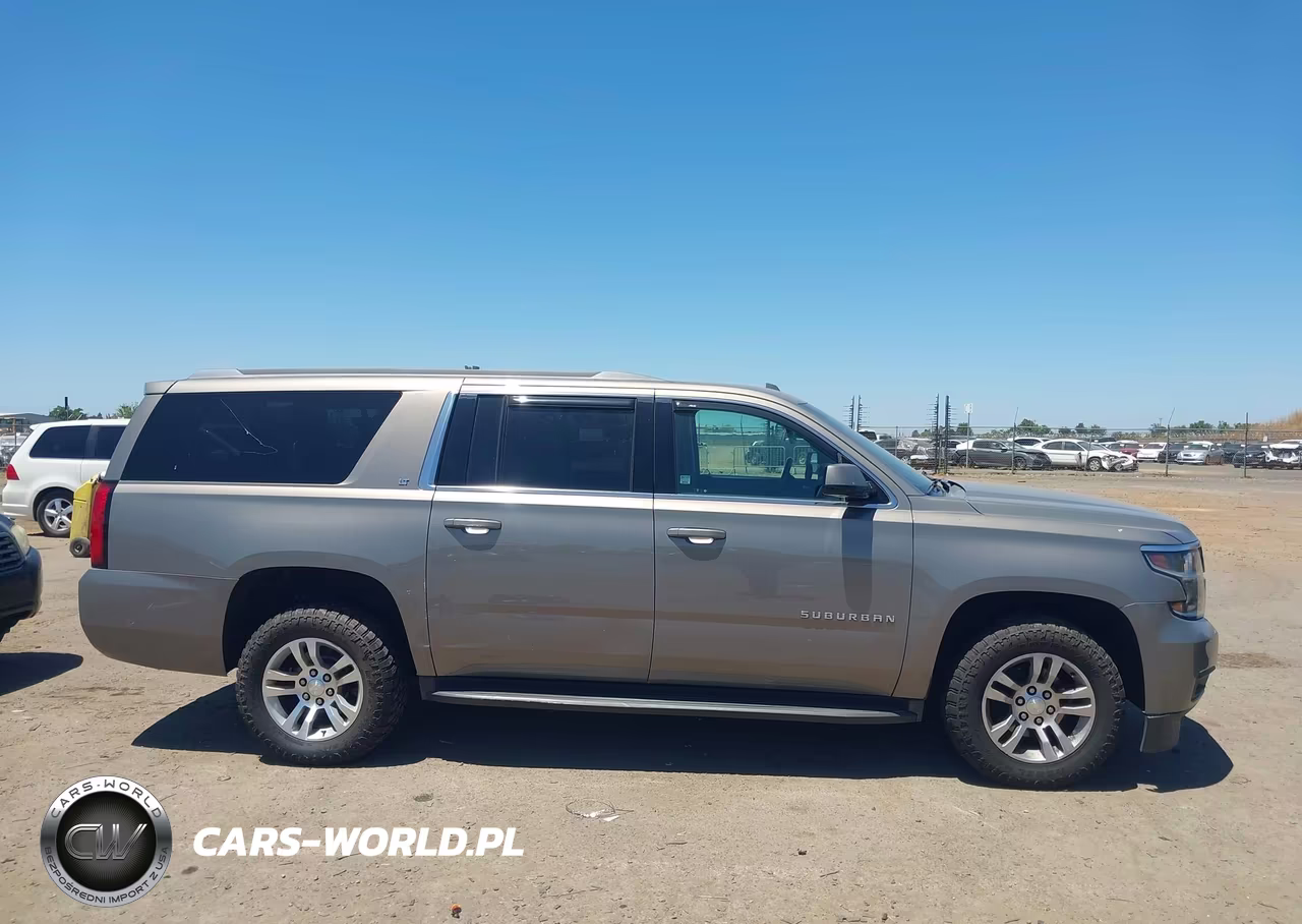 2019 Chevrolet Suburban Lt VIN:1GNSKHKC4KR392818 - 13