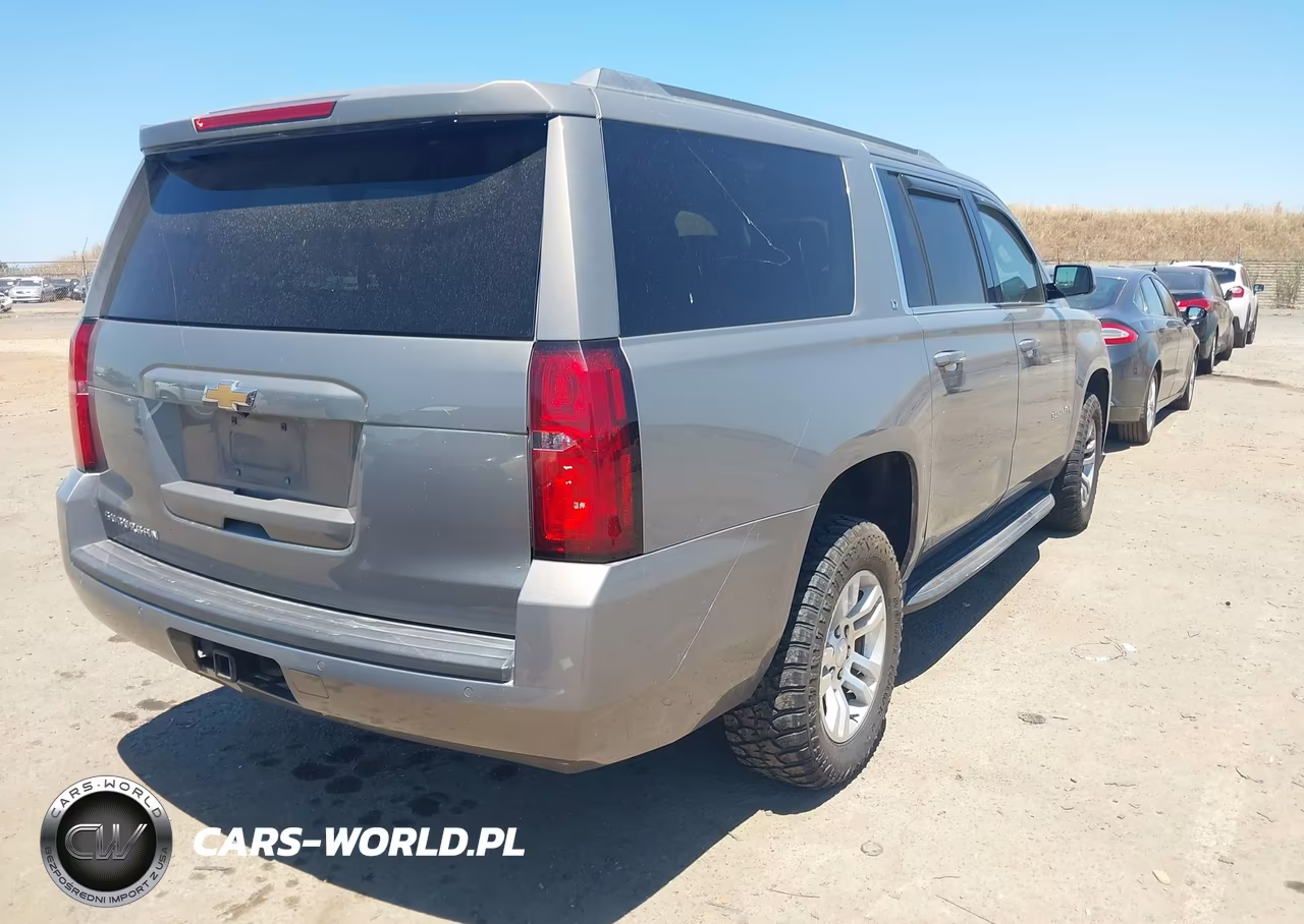 2019 Chevrolet Suburban Lt VIN:1GNSKHKC4KR392818 - 4