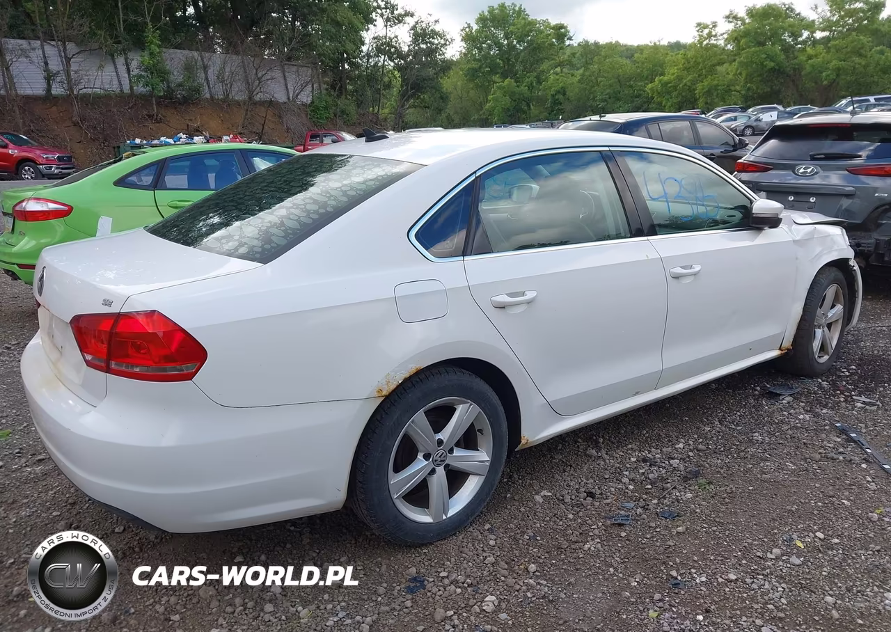 2013 Volkswagen Passat 2.5L Se VIN:1VWBP7A36DC048304 - 4