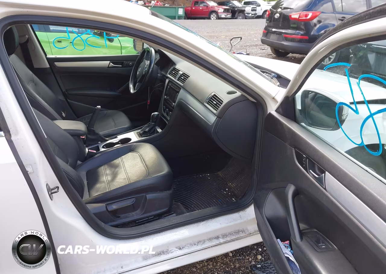2013 Volkswagen Passat 2.5L Se VIN:1VWBP7A36DC048304 - 5