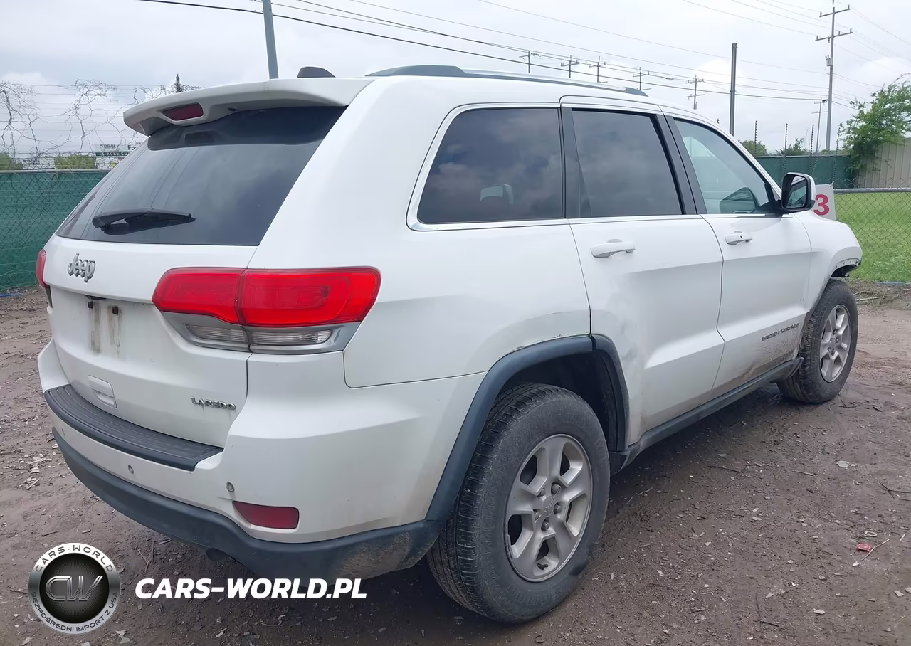 2016 Jeep Grand Cherokee Laredo VIN:1C4RJEAG6GC313916 - 4