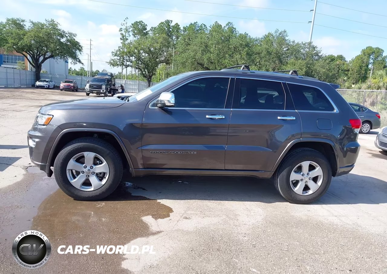 2018 Jeep Grand Cherokee Overland 4X2 VIN:1C4RJECM4JC428704 - 14