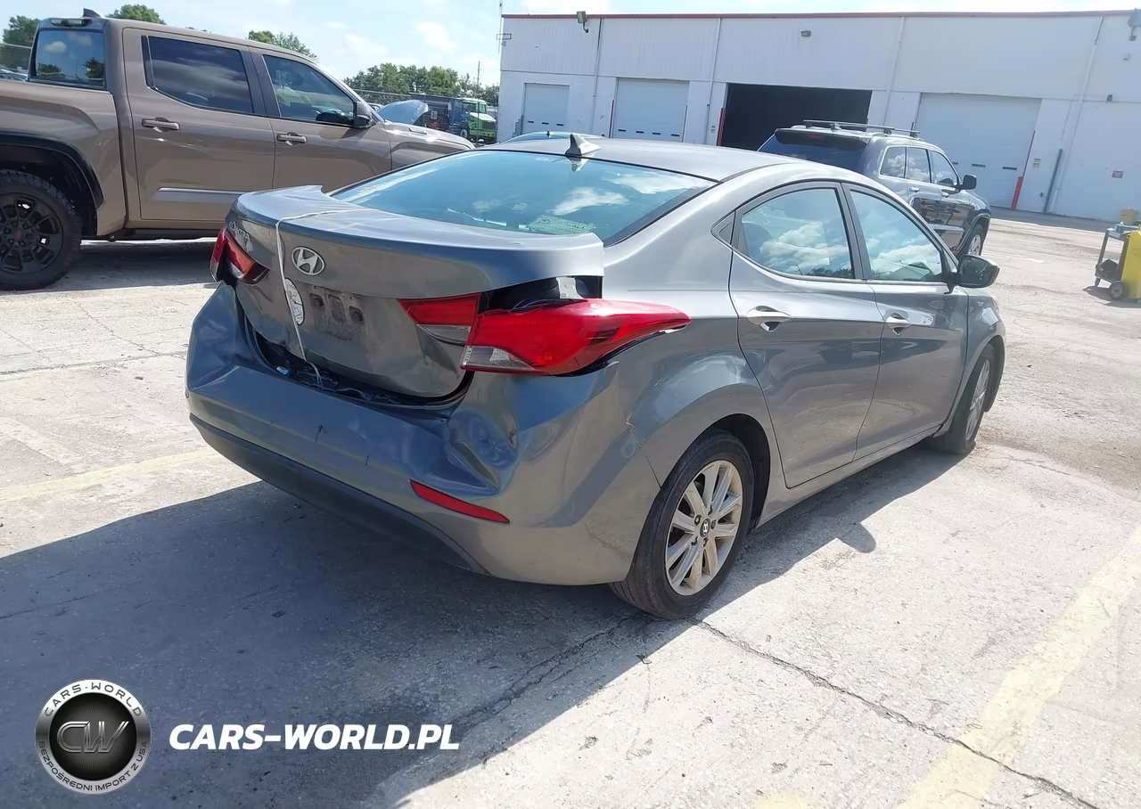 2014 Hyundai Elantra Se VIN:5NPDH4AE0EH483480 - 4