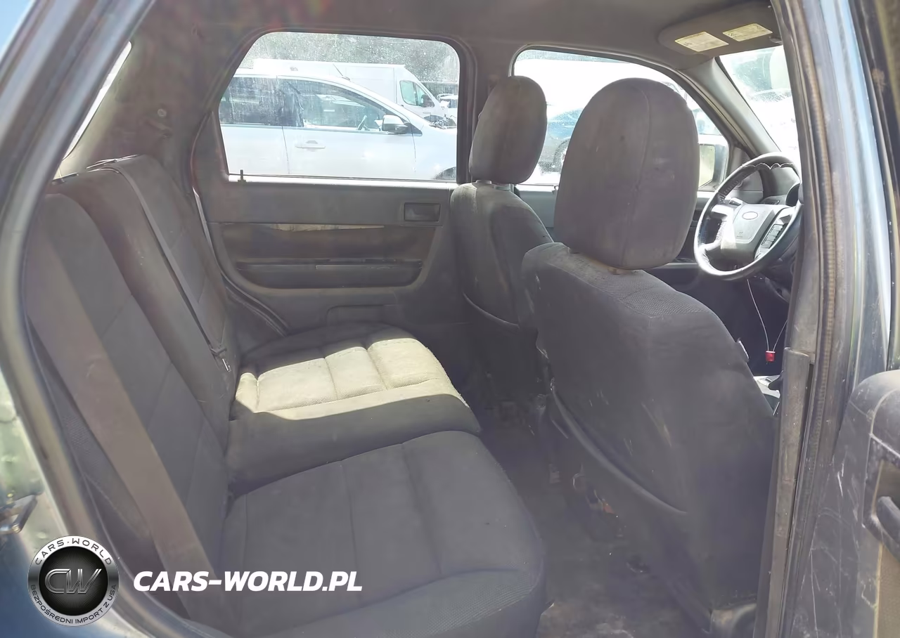 2010 Ford Escape Xlt VIN:1FMCU0D74AKB28980 - 8
