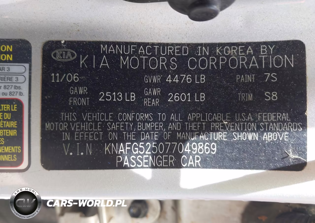 2007 Kia Rondo Lx VIN:KNAFG525077049869 - 9