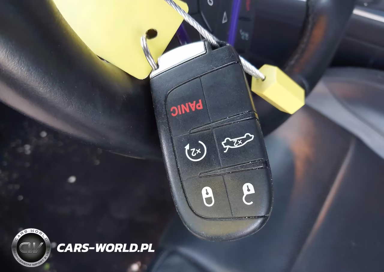 2016 Dodge Challenger Sxt Plus VIN:2C3CDZAG2GH153815 - 11
