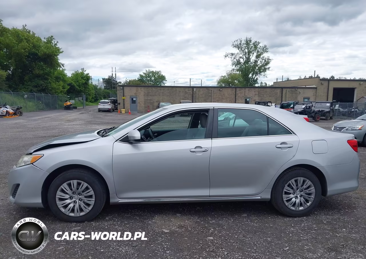 2013 Toyota Camry Le VIN:4T1BF1FKXDU703847 - 14
