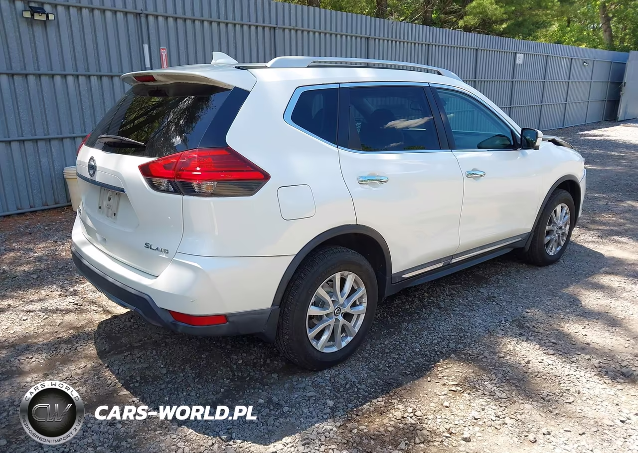 2017 Nissan Rogue Sl VIN:5N1AT2MV6HC761263 - 4