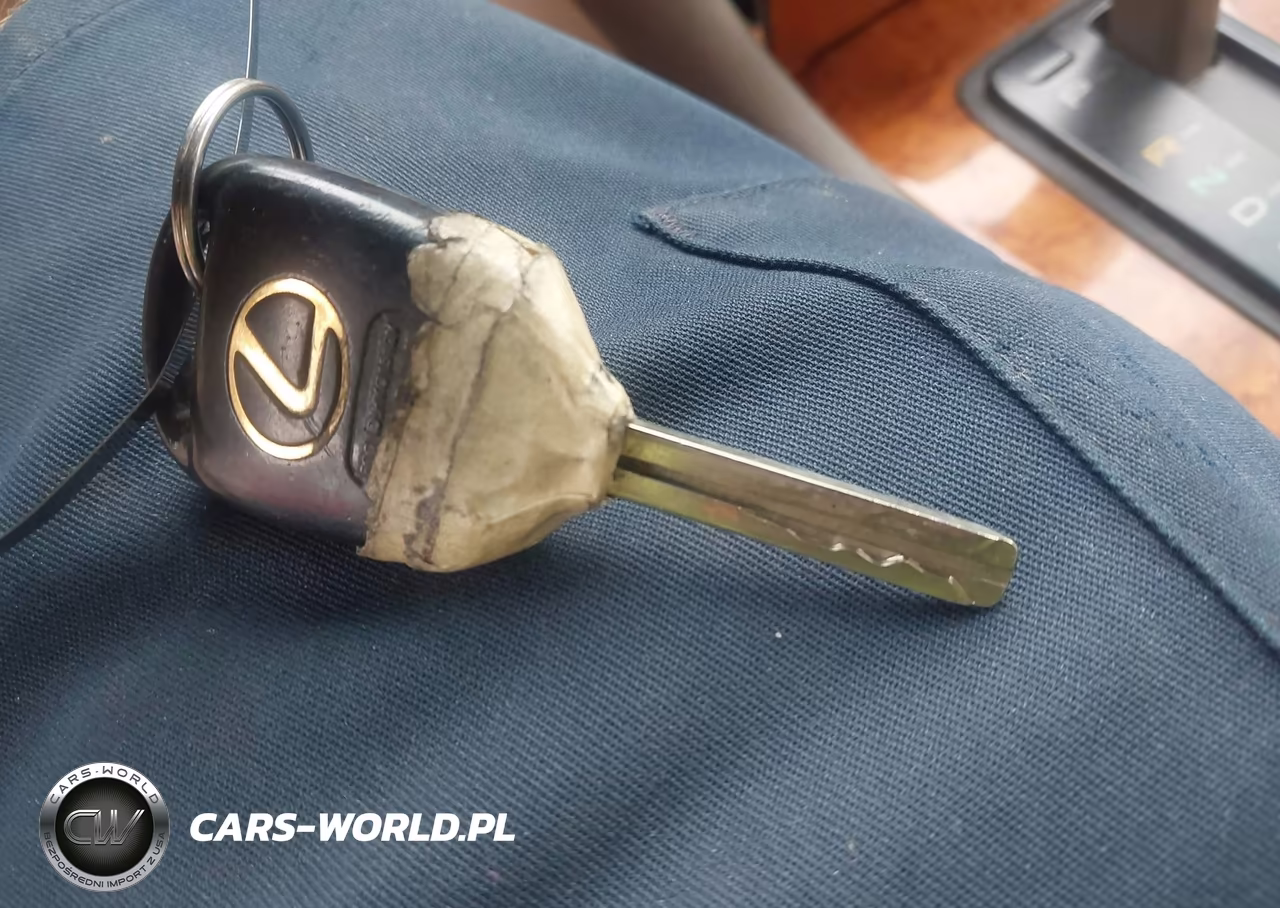 2000 Lexus Es 300 VIN:JT8BF28G9Y5097457 - 11