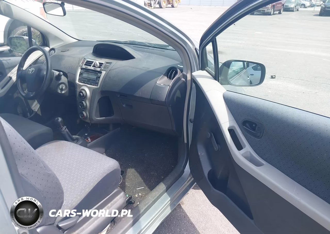 2010 Toyota Yaris VIN:JTDJT4K37A5304361 - 5