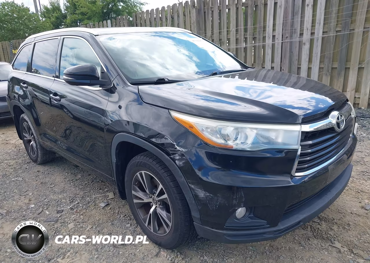 2016 Toyota Highlander Xle V6 – zdjęcie 1 z 16
