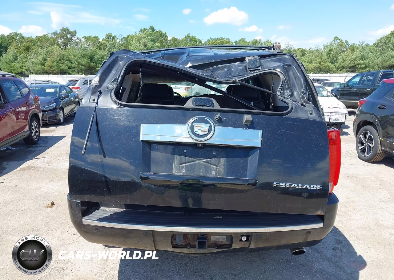 2008 Cadillac Escalade VIN:1GYFK63848R225323 - 17