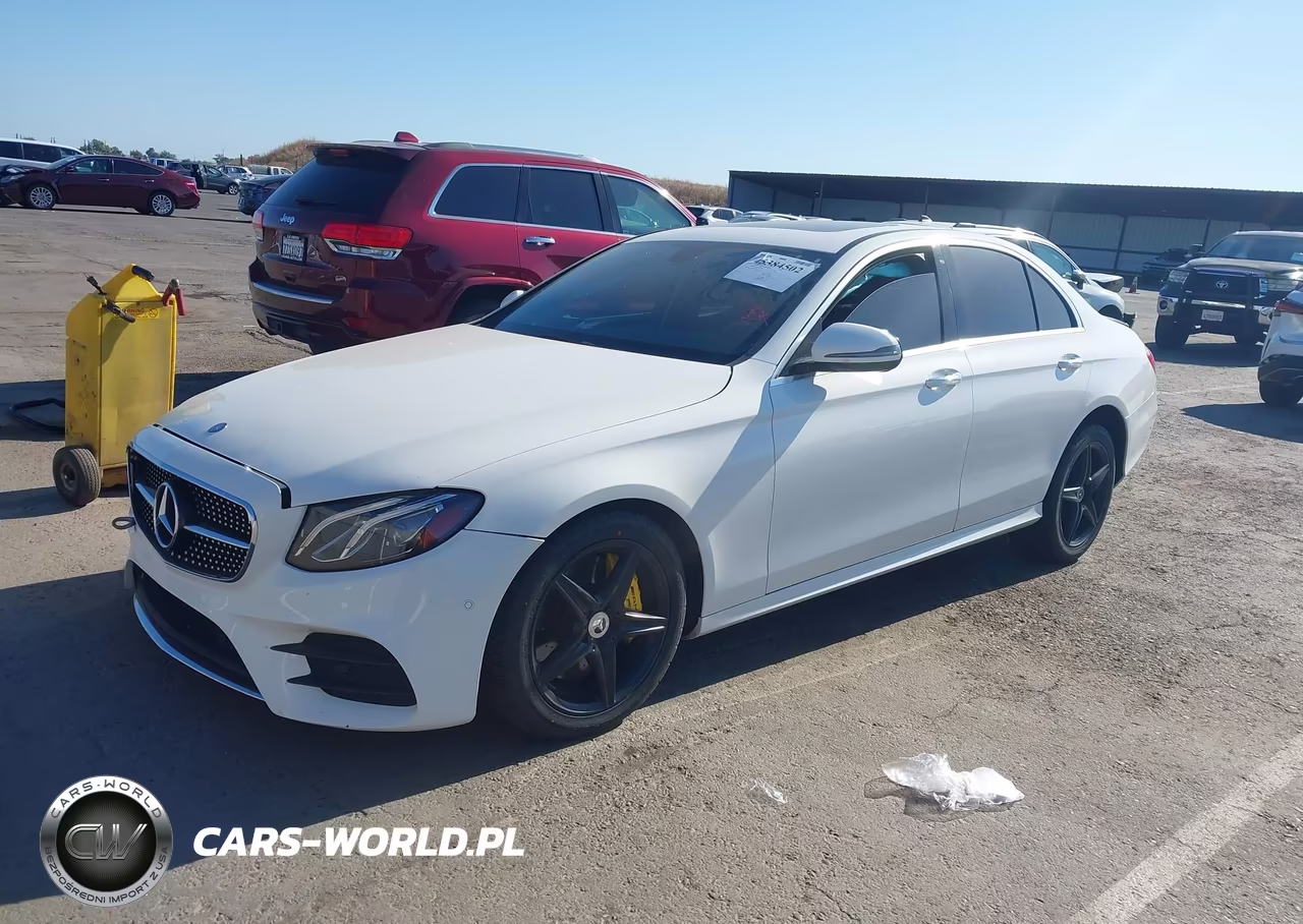 2017 Mercedes-Benz E 300 VIN:WDDZF4JB8HA092810 - 2