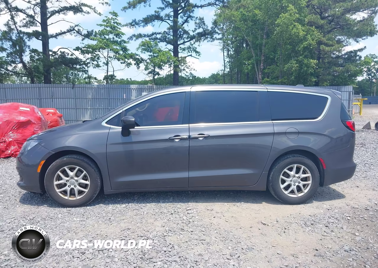 2020 Chrysler Voyager Lx VIN:2C4RC1CG8LR237617 - 14