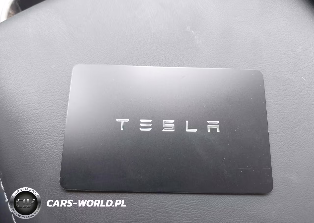 2024 Tesla Model Y Long Range Dual Motor All-Wheel Drive VIN:7SAYGDEE9RA325612 - 10