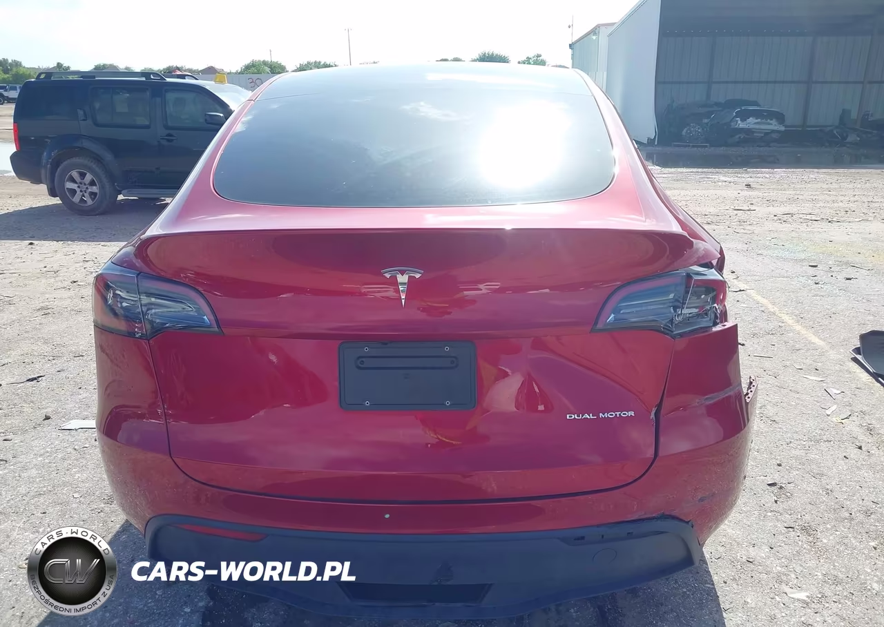 2024 Tesla Model Y Long Range Dual Motor All-Wheel Drive VIN:7SAYGDEE9RA325612 - 15
