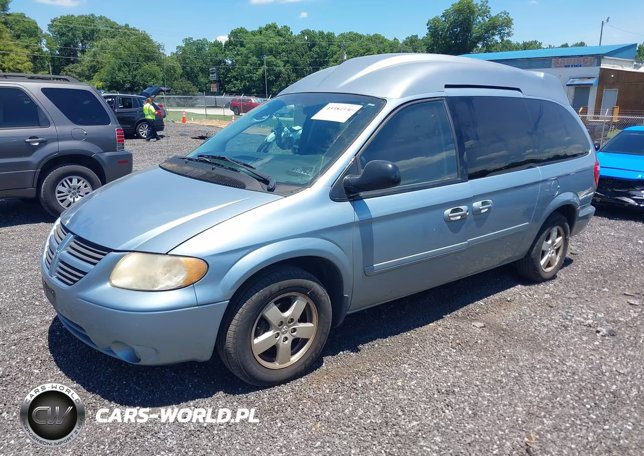 2005 Dodge Caravan Sxt VIN:2D4GP44L85R302786 - 2