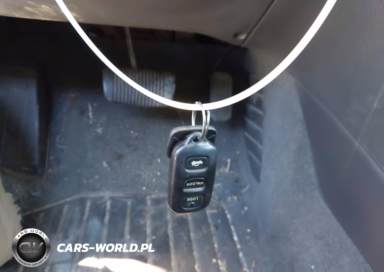 2002 Toyota Camry Solara Se VIN:2T1CE22P12C002563 - 11
