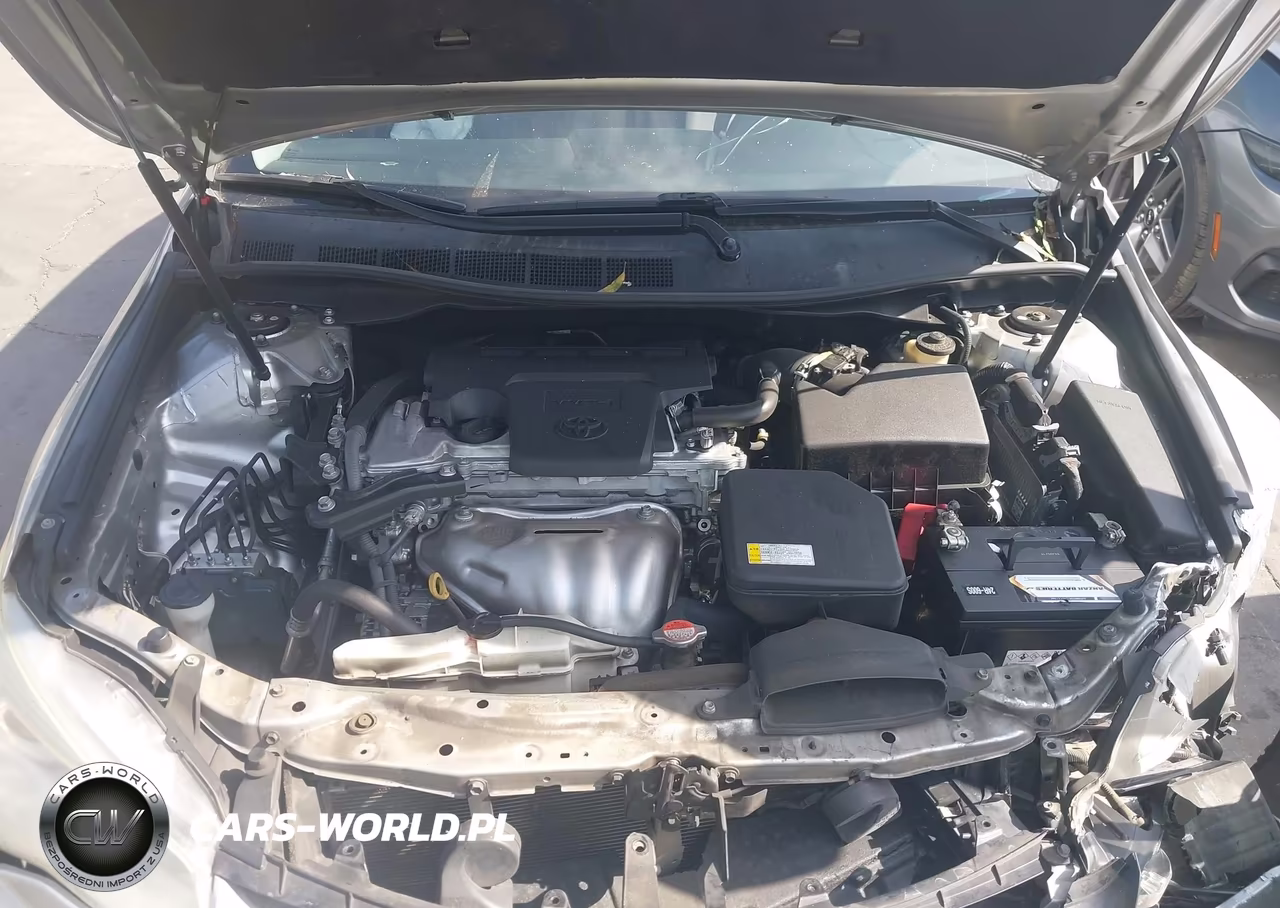 2016 Toyota Camry Le VIN:4T4BF1FK0GR529880 - 10