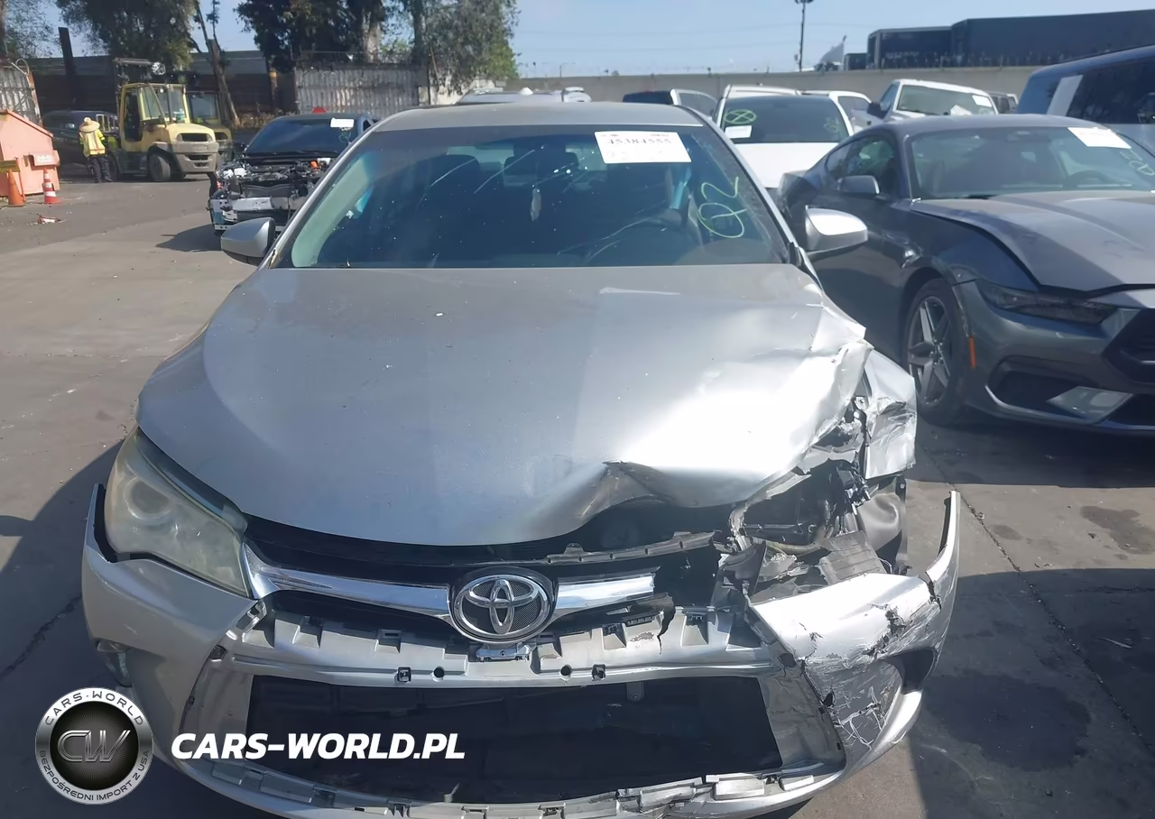2016 Toyota Camry Le VIN:4T4BF1FK0GR529880 - 13