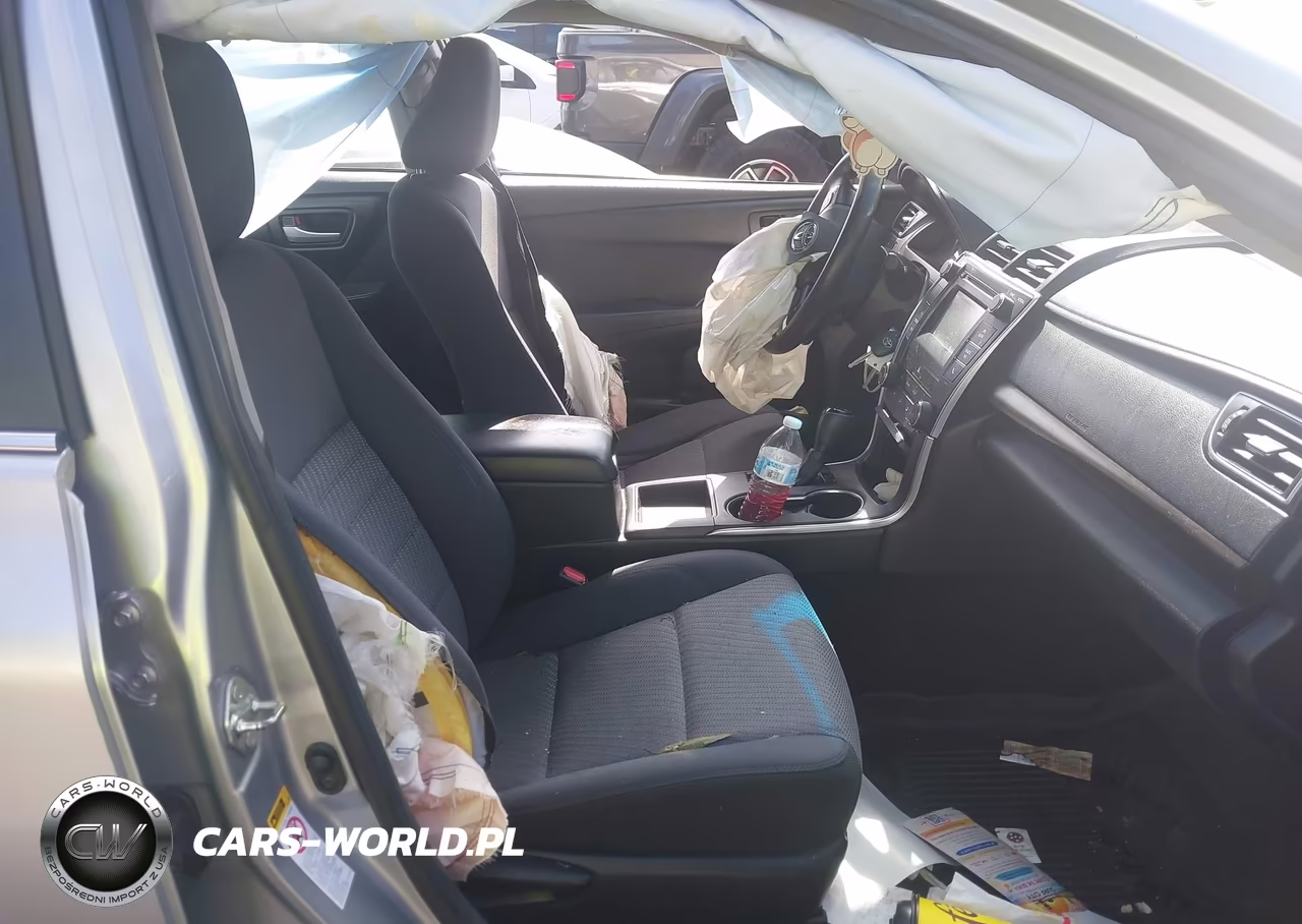 2016 Toyota Camry Le VIN:4T4BF1FK0GR529880 - 5