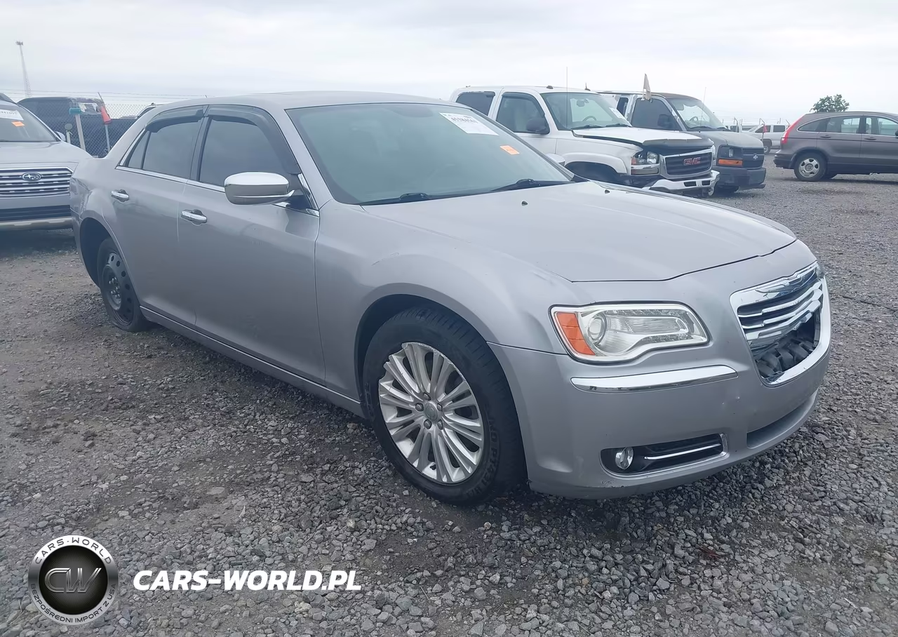 2014 Chrysler 300C Awd – zdjęcie 1 z 22