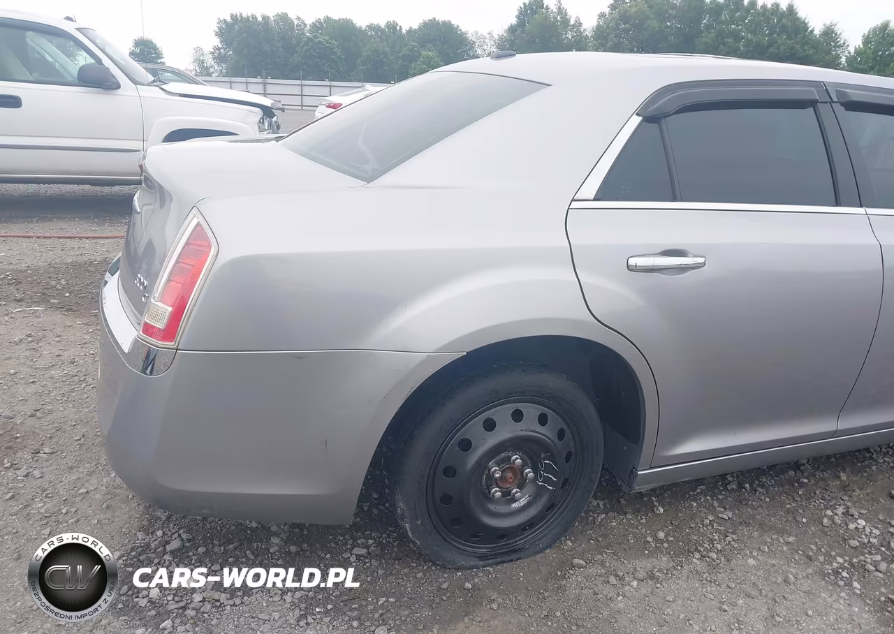 2014 Chrysler 300C Awd VIN:2C3CCAKGXEH120724 - 6