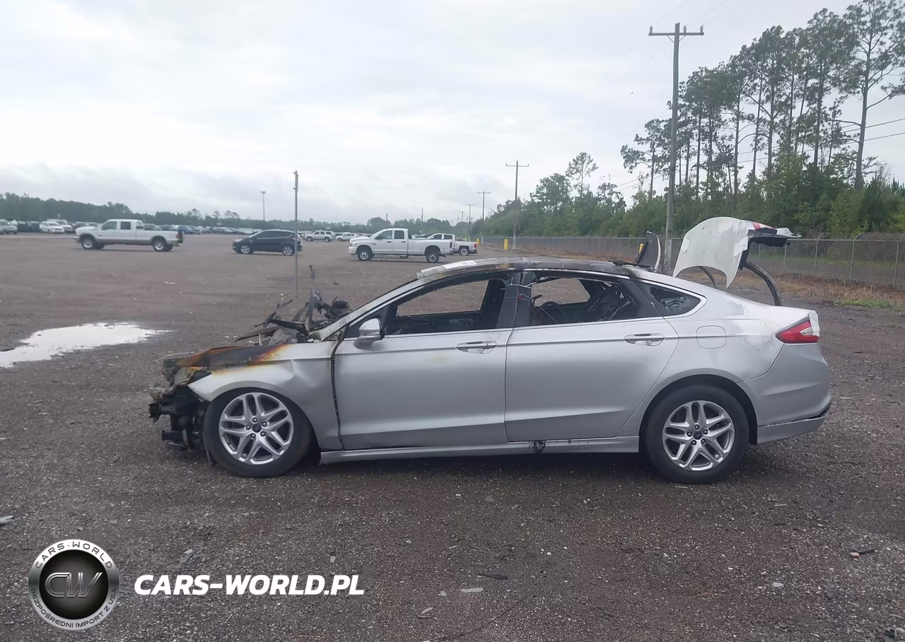 2013 Ford Fusion Se VIN:3FA6P0HRXDR326697 - 13