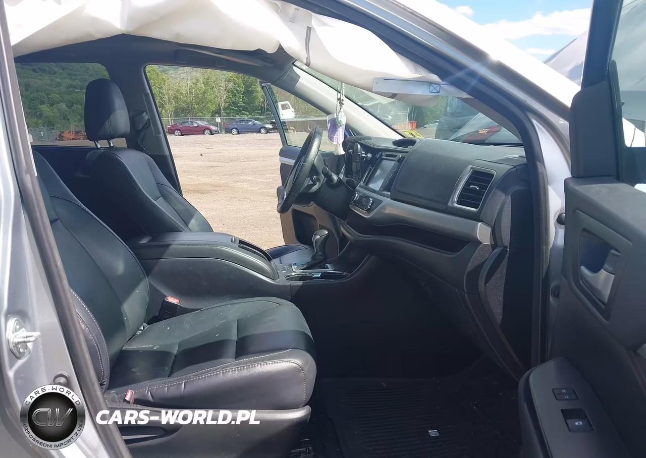 2015 Toyota Highlander Xle V6 VIN:5TDJKRFH9FS095213 - 5