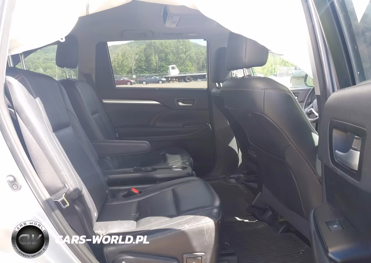 2015 Toyota Highlander Xle V6 VIN:5TDJKRFH9FS095213 - 8
