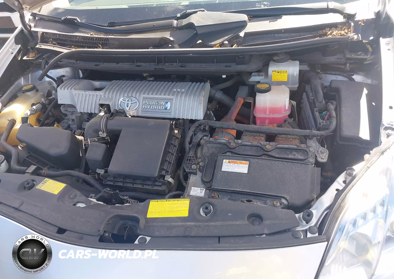 2013 Toyota Prius Plug-In VIN:JTDKN3DP3D3042704 - 10