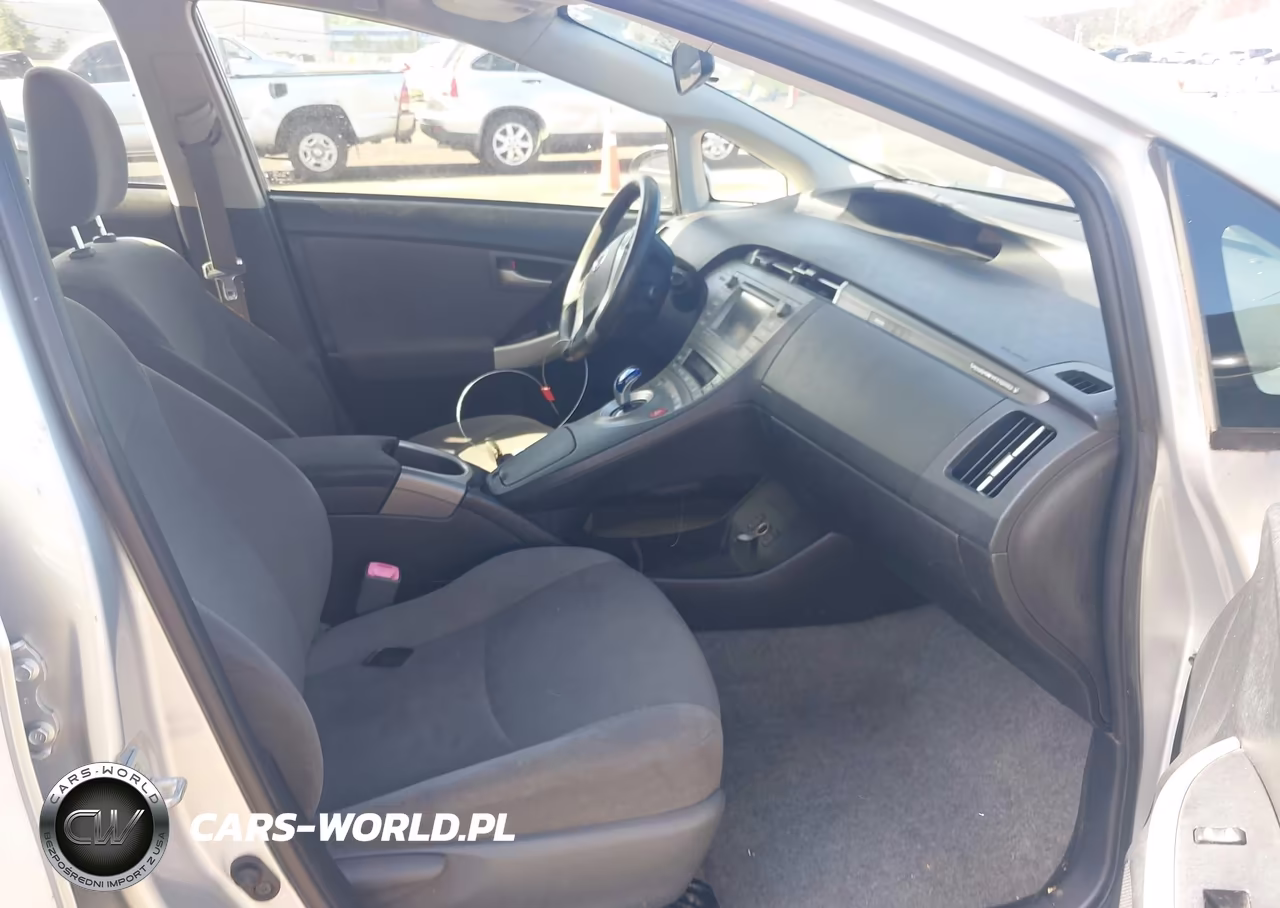 2013 Toyota Prius Plug-In VIN:JTDKN3DP3D3042704 - 5