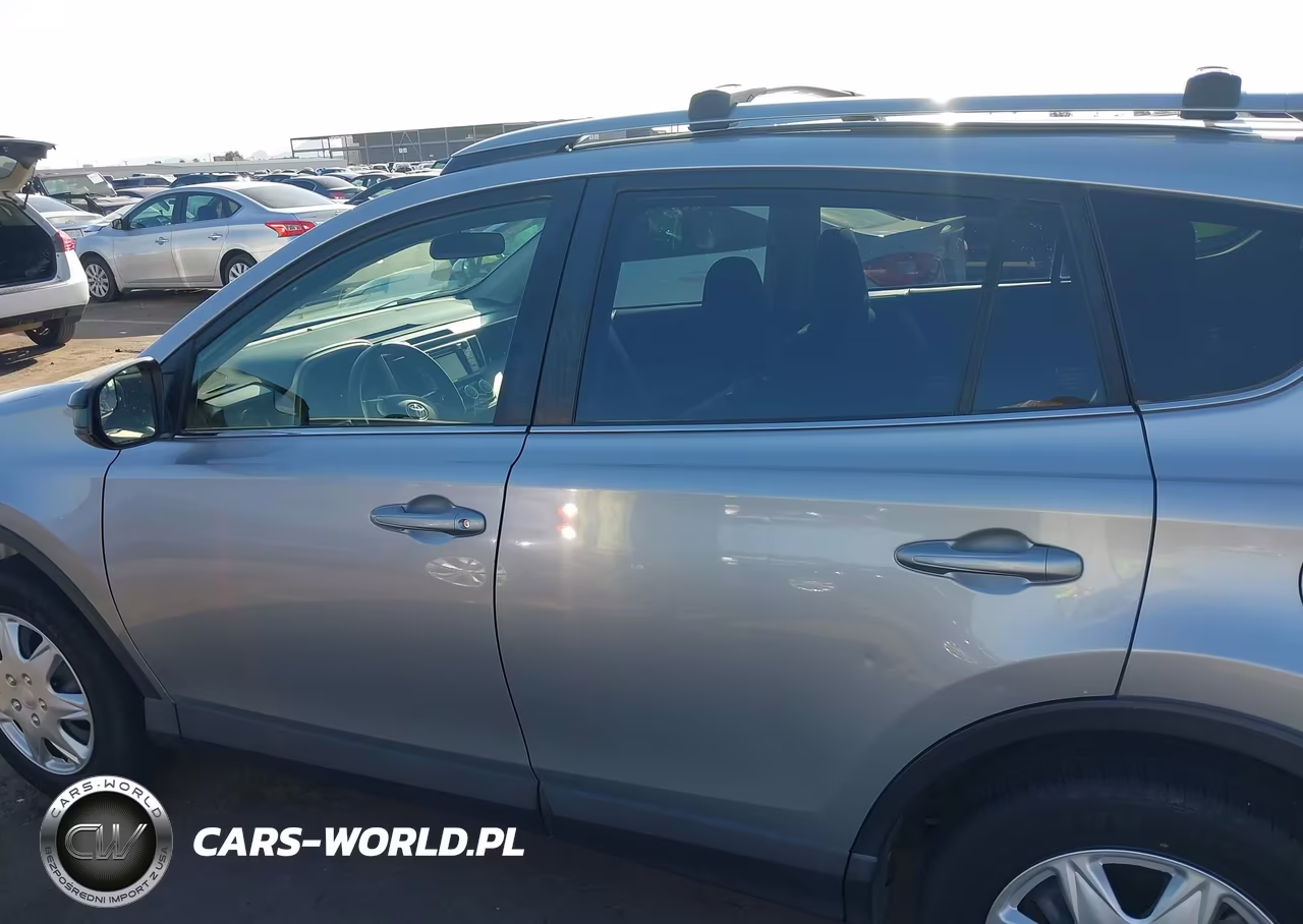 2018 Toyota Rav4 Le VIN:JTMZFREV4JJ169299 - 15