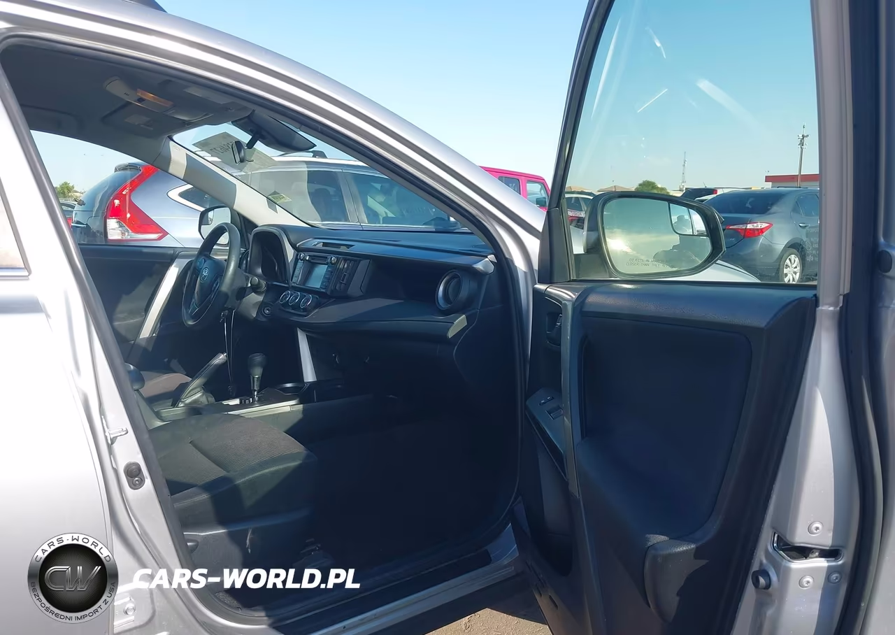 2018 Toyota Rav4 Le VIN:JTMZFREV4JJ169299 - 5
