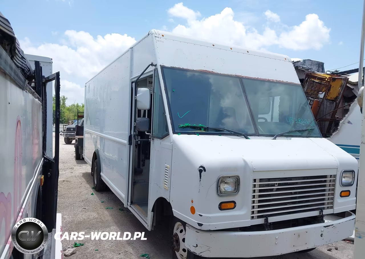 2013 Ford E-450 Stripped