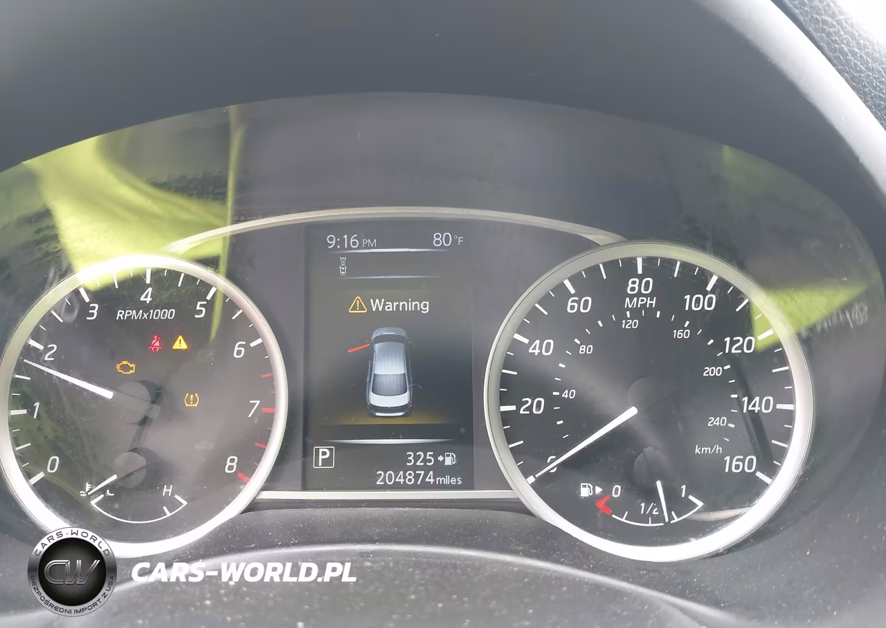 2018 Nissan Sentra S VIN:3N1AB7AP6JY333462 - 7