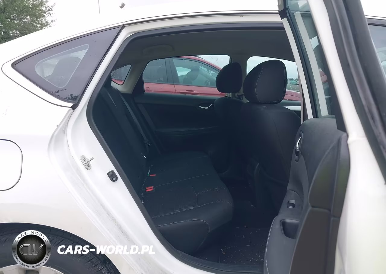 2018 Nissan Sentra S VIN:3N1AB7AP6JY333462 - 8