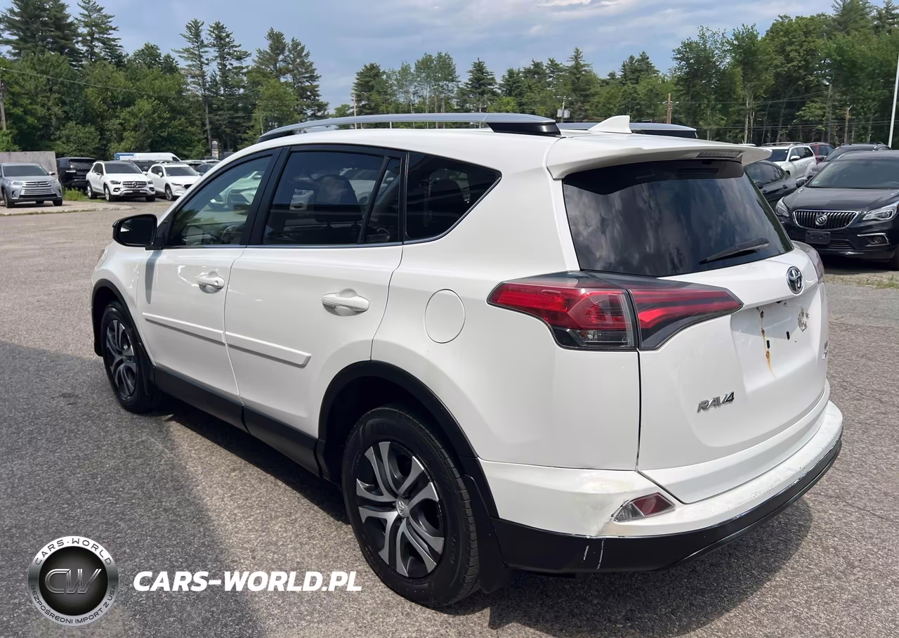 2016 Toyota Rav4 Le VIN:JTMBFREV0GJ100071 - 3