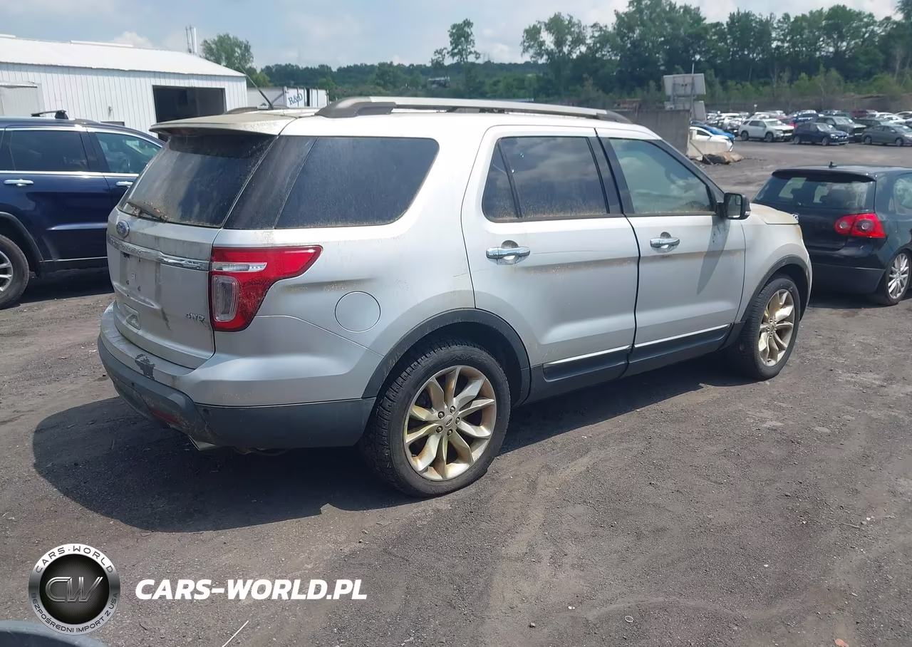 2014 Ford Explorer Xlt VIN:1FM5K8D80EGA15445 - 4