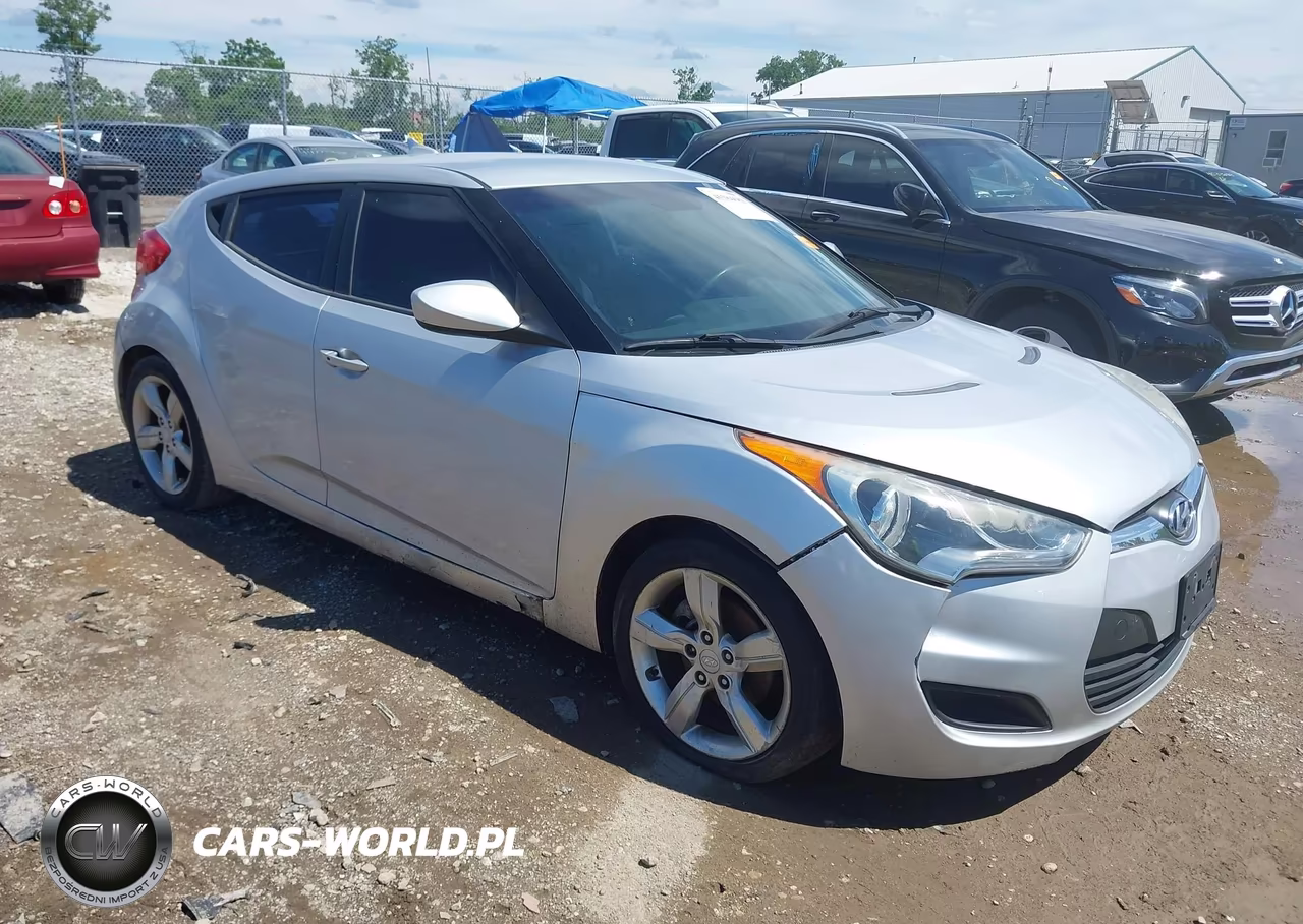 2012 Hyundai Veloster Base W-Gray