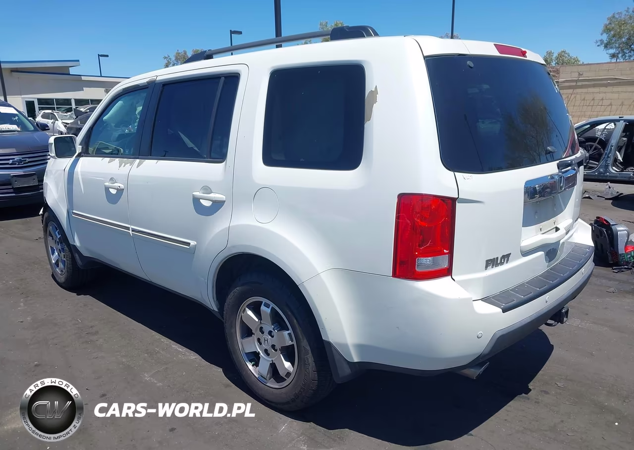2011 Honda Pilot Touring VIN:5FNYF3H95BB013904 - 3