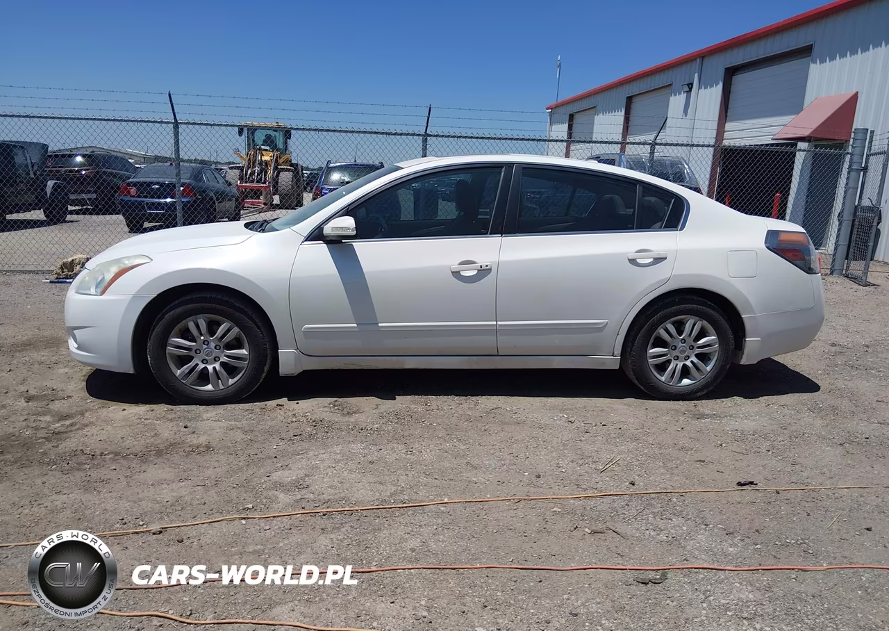 2011 Nissan Altima 2.5 S VIN:1N4AL2AP9BN441883 - 14