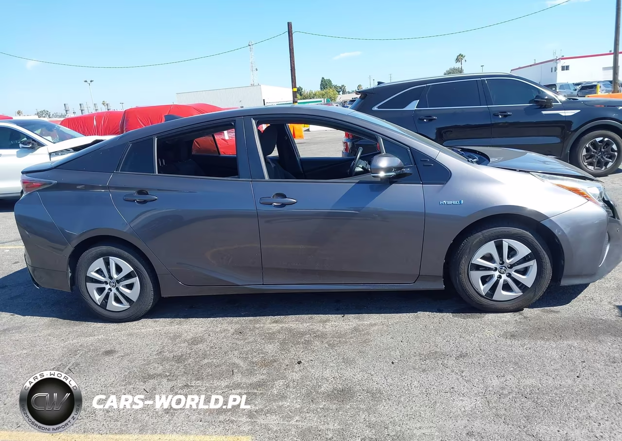 2017 Toyota Prius Three VIN:JTDKARFU8H3542820 - 13