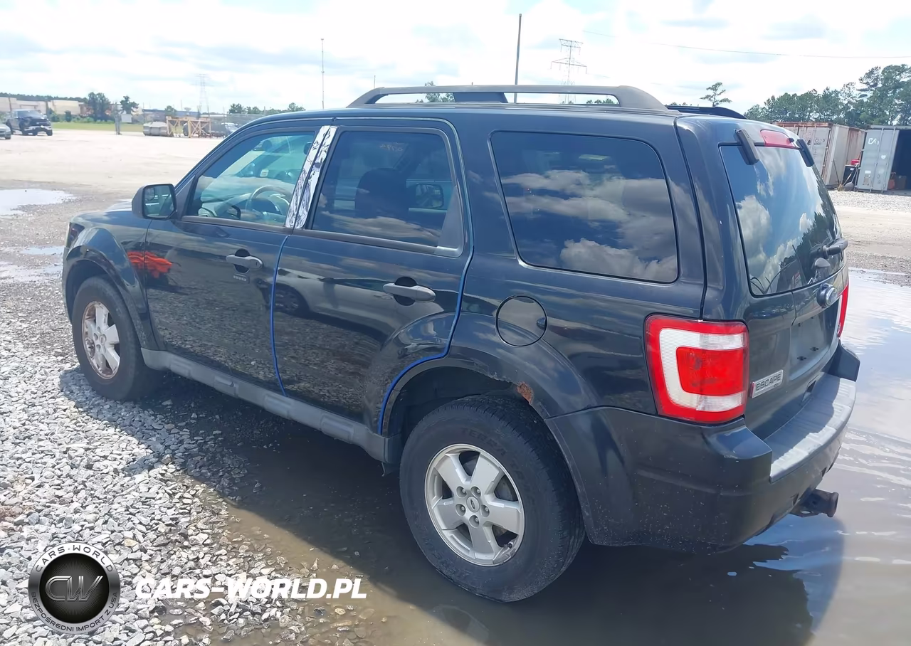 2011 Ford Escape Xlt VIN:1FMCU9DG9BKC24027 - 3