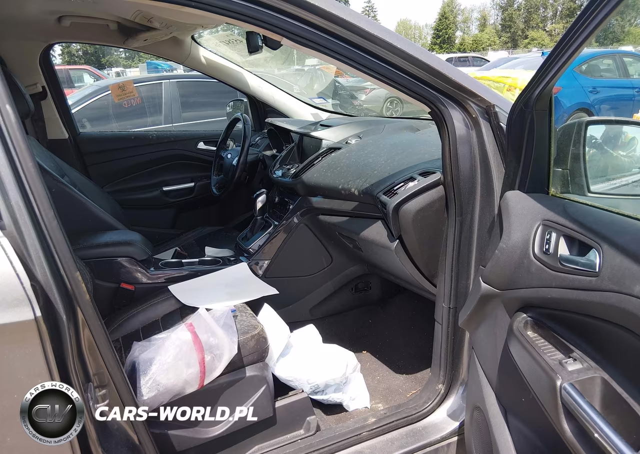 2014 Ford Escape Titanium VIN:1FMCU0J91EUA85652 - 5