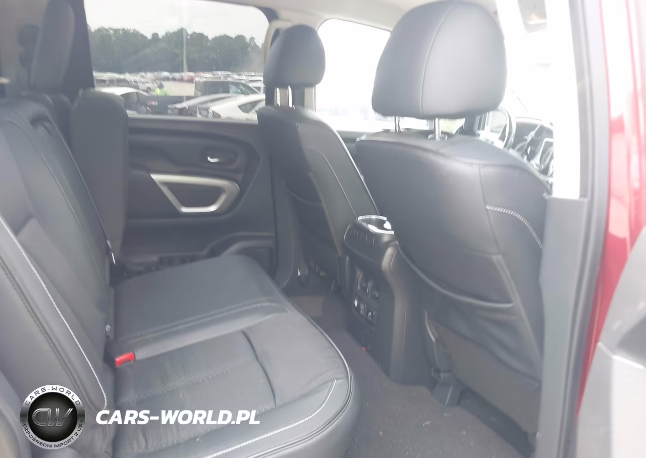 2019 Nissan Titan Pro-4X VIN:1N6AA1E58KN519358 - 8