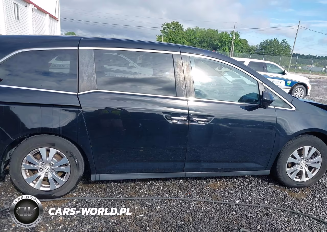 2015 Honda Odyssey Ex-L VIN:5FNRL5H6XFB072063 - 13